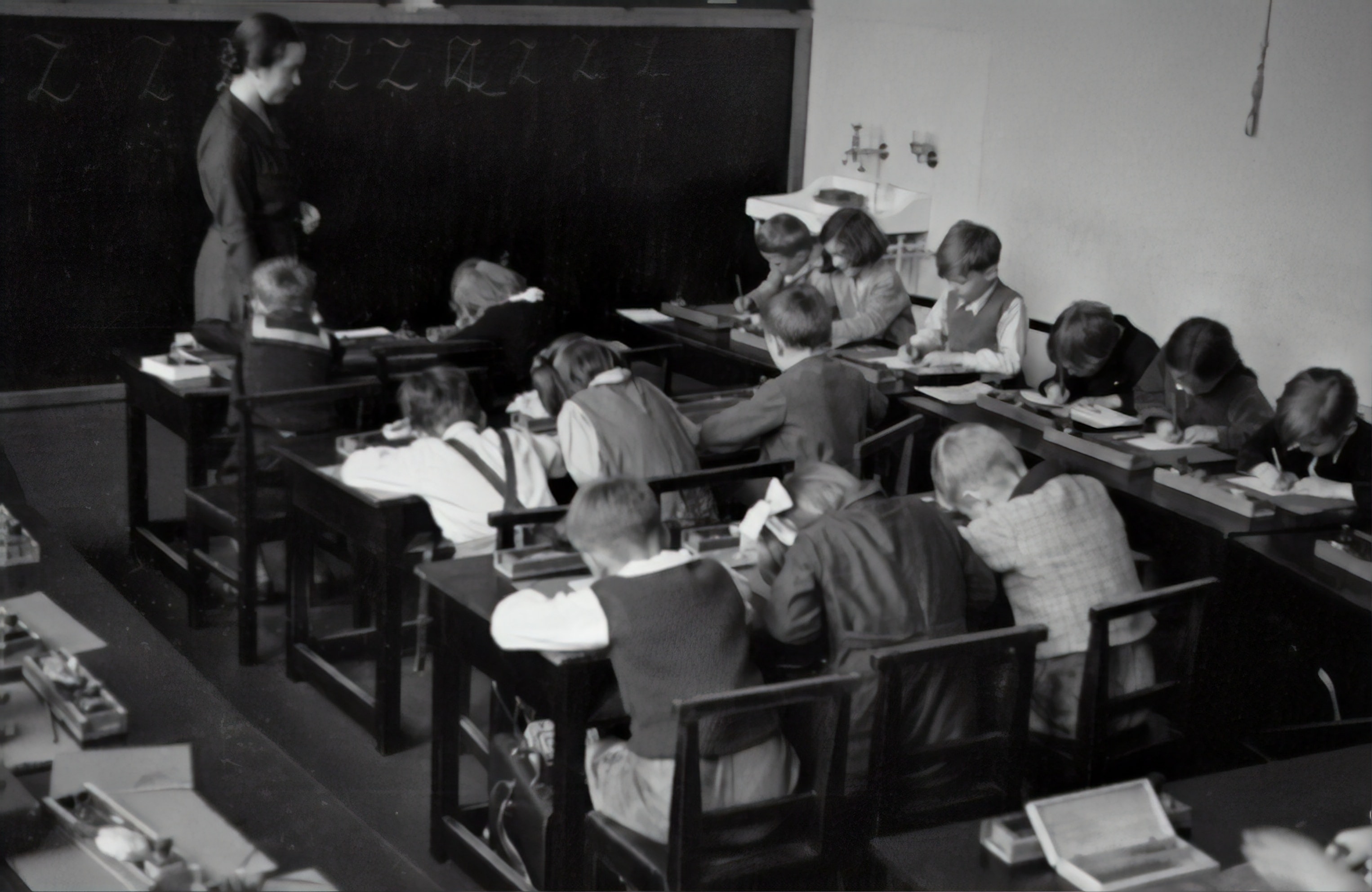 Don’t worry, Journall is not your dry crusty old middle school history